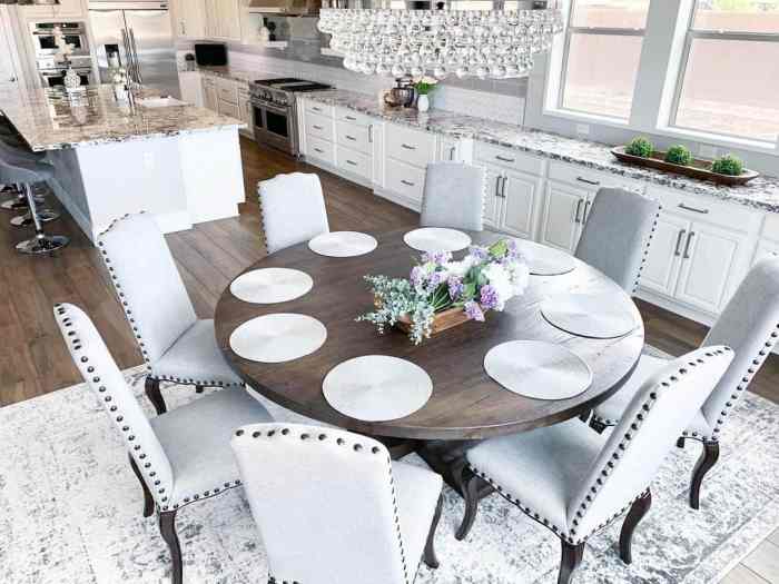 Round Kitchen Table Decor Ideas