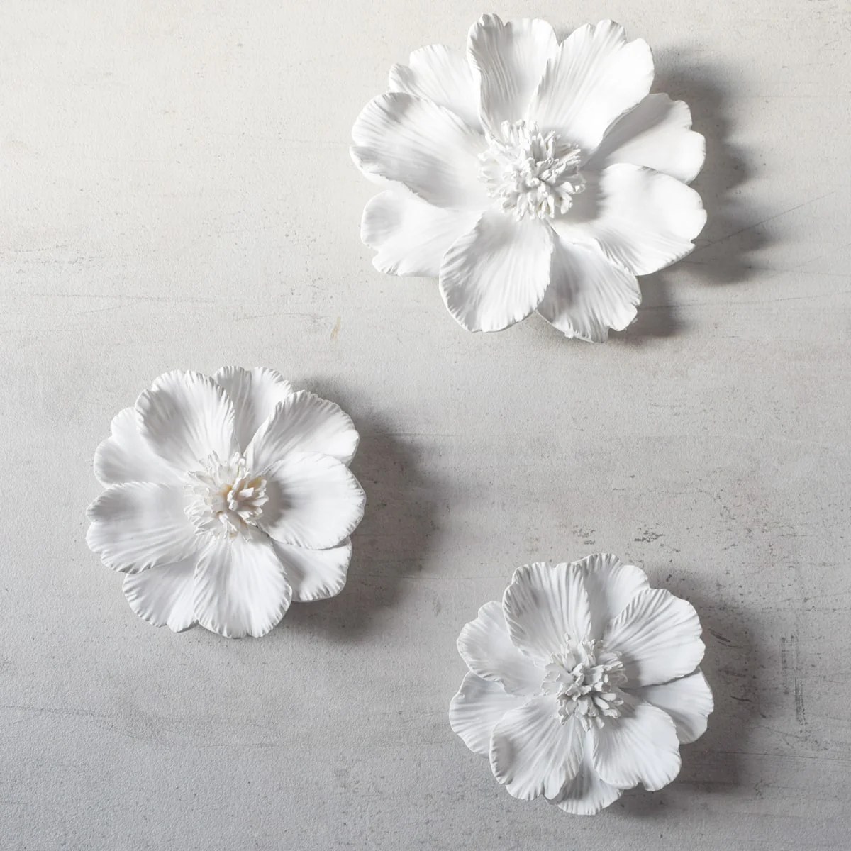 Ceramic flowers for wall decor